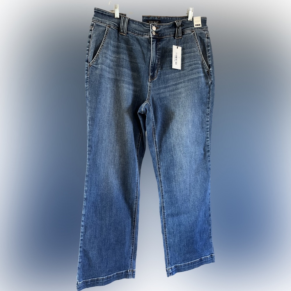 NWT Judy Blue Medium Wash High Waisted Double Button Wide Leg Jeans 18W